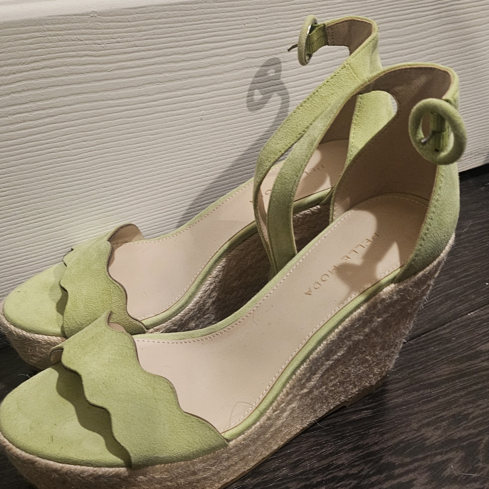 Pelle Moda Light Green Wedge Sandals